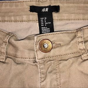 H&M-KHAKI SKINNY JEANS